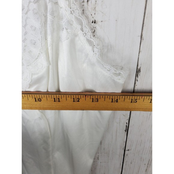 Vintage Pure Luxury White Night Slip Gown Women's 10/32 Lace detail Made in USA - Picture 6 of 6